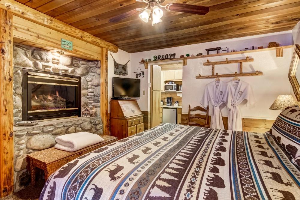 King Suite interior